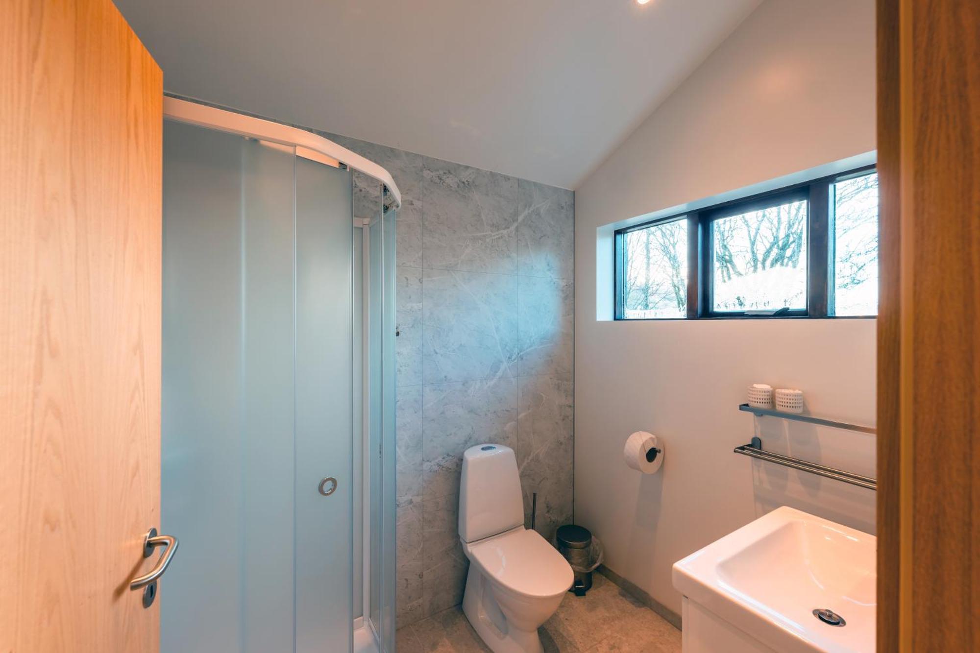 Garthur Stay Inn & Secret Lagoon Included! Fludir Extérieur photo